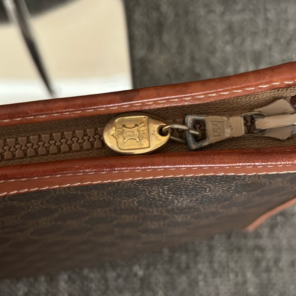 EUC Celine Macadam Triomphe CLUTCH - Picture 9 of 12